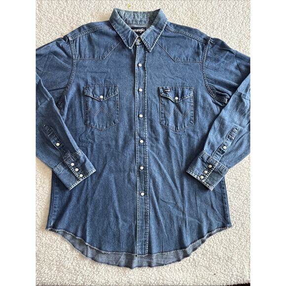 Vintage Wrangler Pearl Snap Button Down. Made In America, 17-35Neck XLong Tails - Picture 1 of 8